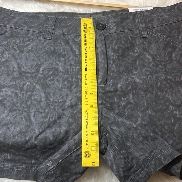 Eddie Bauer Women's Dark Smoke Mid Waisted Slightly Curvy Gray Shorts - Picture 15 of 16